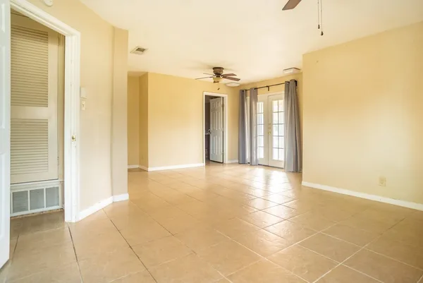 Coliving in Windsor Park - East Austin, Austin