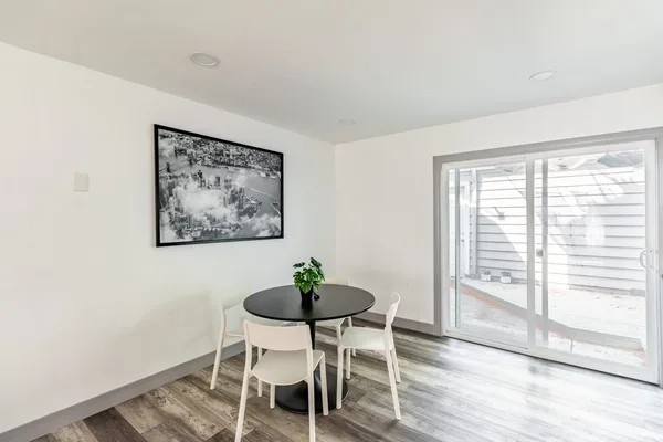 Coliving in Pasadena - The Verdugos, Los Angeles