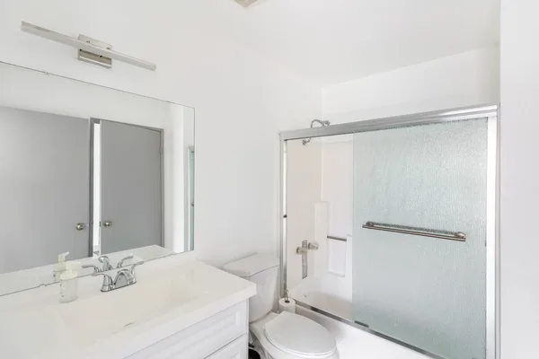 Coliving in Pasadena - The Verdugos, Los Angeles