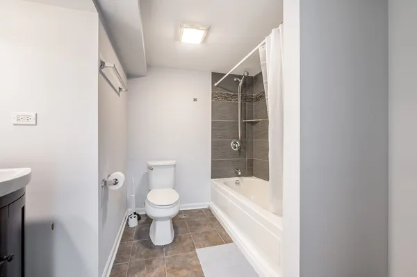 Coliving in West Town - West Side, Chicago