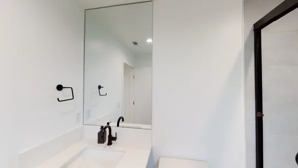 Coliving in North Hollywood - San Fernando Valley, Los Angeles