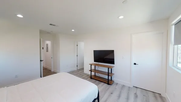 Coliving in North Hollywood - San Fernando Valley, Los Angeles