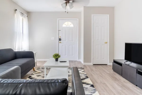 Coliving in Southeast Austin - South Austin, Austin