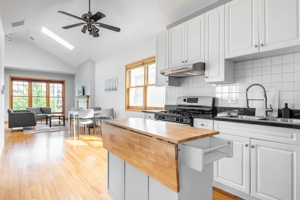 Coliving in Near West Side - West Side, Chicago