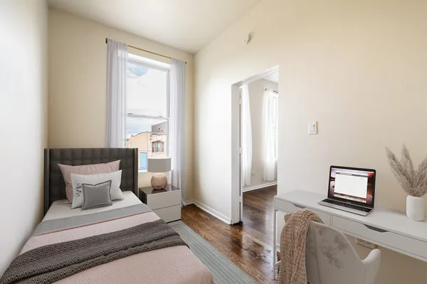 Coliving in Ukrainian Village - West Side, Chicago