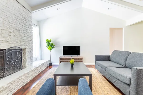 Coliving in North Austin Civic Association - North Austin, Austin