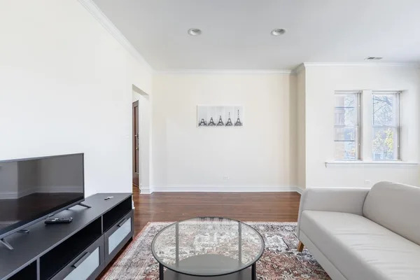 Coliving in Avondale - North Side, Chicago