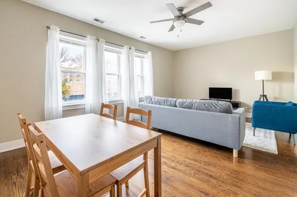 Coliving in Logan Square - North Side, Chicago