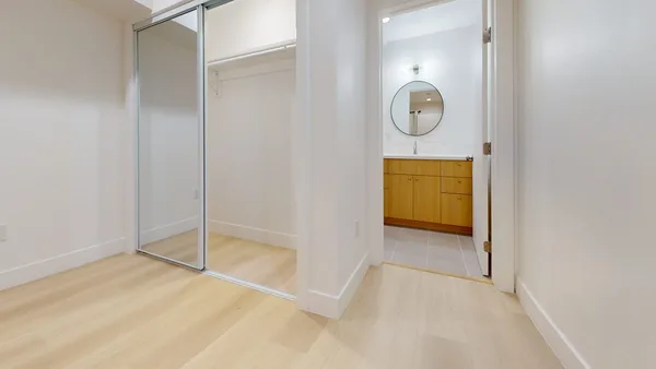 Coliving in Valley Village - San Fernando Valley, Los Angeles