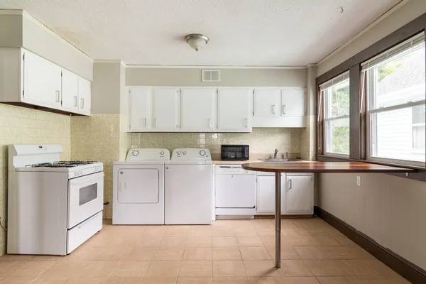 Coliving in Winter Hill - Somerville, Boston