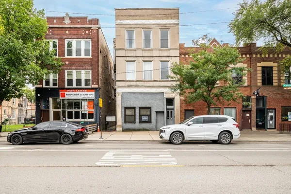 3 bedrooms apartment for rent in Ukrainian Village - West Side, Chicago