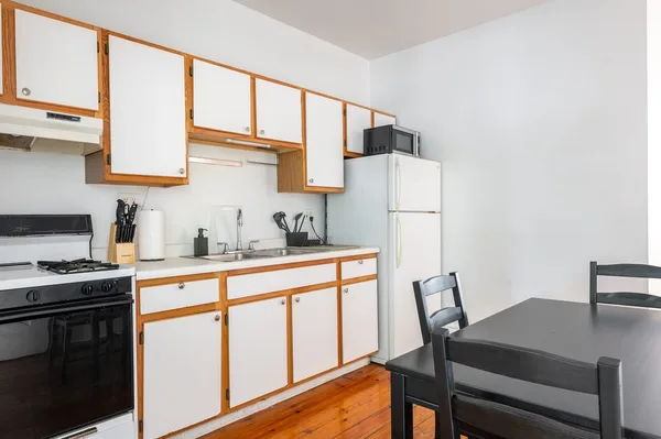 2 bedrooms apartment for rent in Roscoe Village - North Side, Chicago