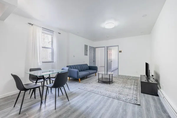Coliving in Ditmas / Steinway - Queens, New York