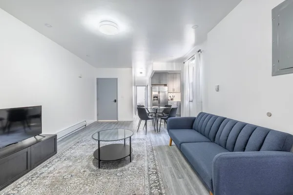 Coliving in Ditmas / Steinway - Queens, New York