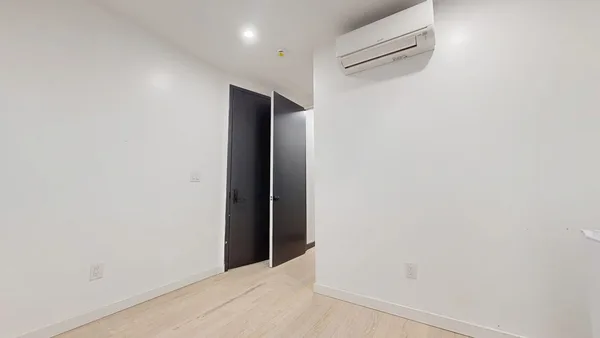 4 bedrooms apartment for rent in Flatbush Ditmas Park - Brooklyn, New York