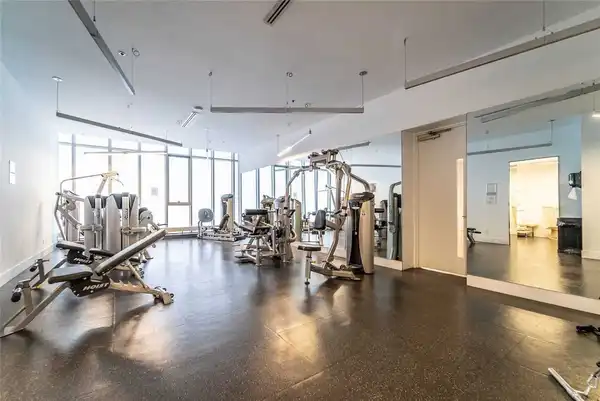 Coliving in Waterfront - Downtown TO, Toronto