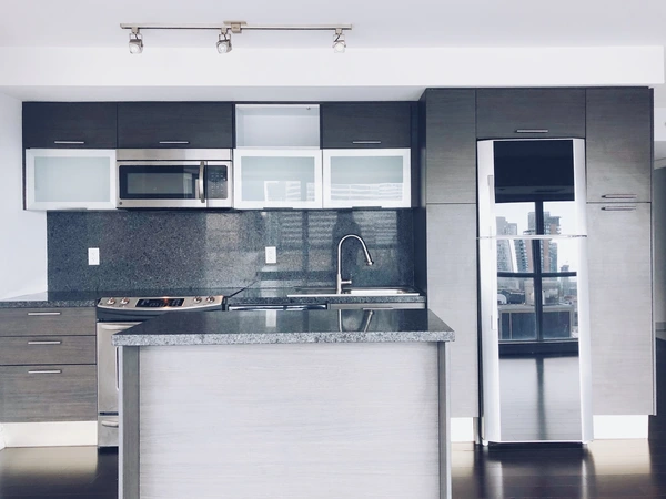 Coliving in Downtown Core - Downtown TO, Toronto