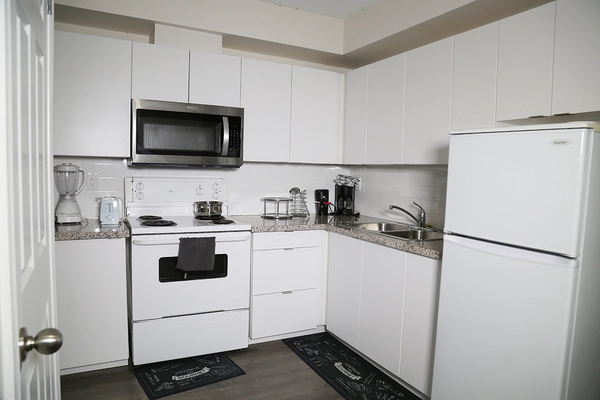 Coliving in Cabbagetown - Downtown TO, Toronto