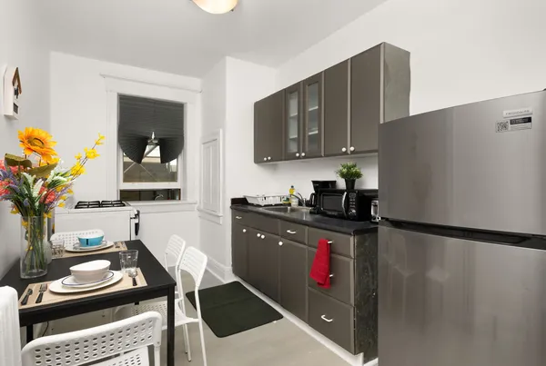 Coliving in Midtown TO - Toronto, Toronto