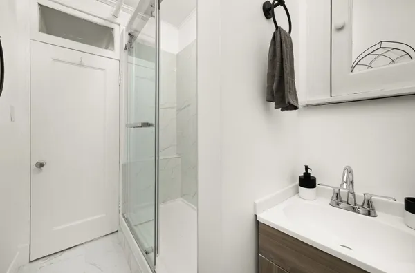 Coliving in Midtown TO - Toronto, Toronto