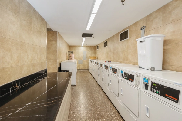 Coliving in Don Valley - Toronto, Toronto