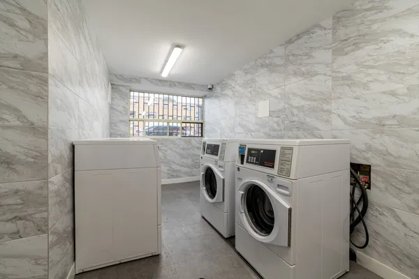 Coliving in Etobicoke - Etobicoke, Toronto