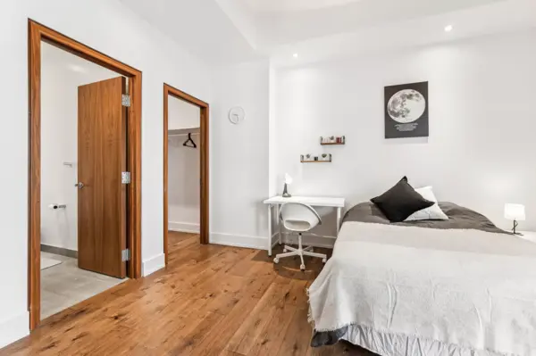 Coliving in Yonge–Eglinton - Midtown TO, Toronto