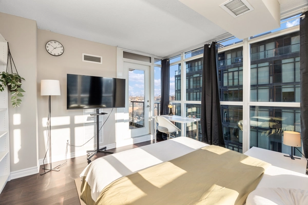 Coliving in Westside - West TO, Toronto