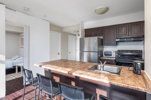 Coliving in Westside - West TO, Toronto