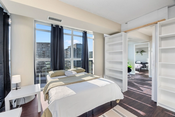 Coliving in Westside - West TO, Toronto