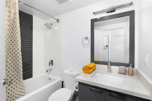 Coliving in Old town - Downtown TO, Toronto