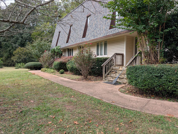 Coliving in Huntersville - North Charlotte, Charlotte