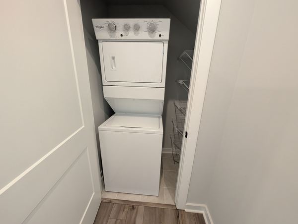 Coliving in West Sugar Creek - North Charlotte, Charlotte