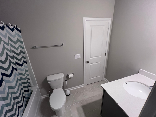 Coliving in West Sugar Creek - North Charlotte, Charlotte