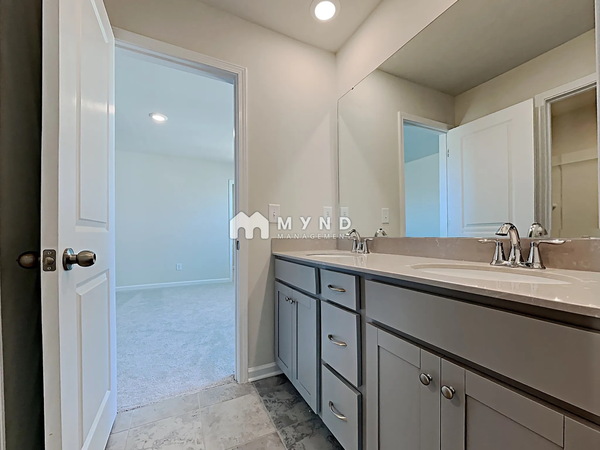 Coliving in Steele Creek - West Charlotte, Charlotte