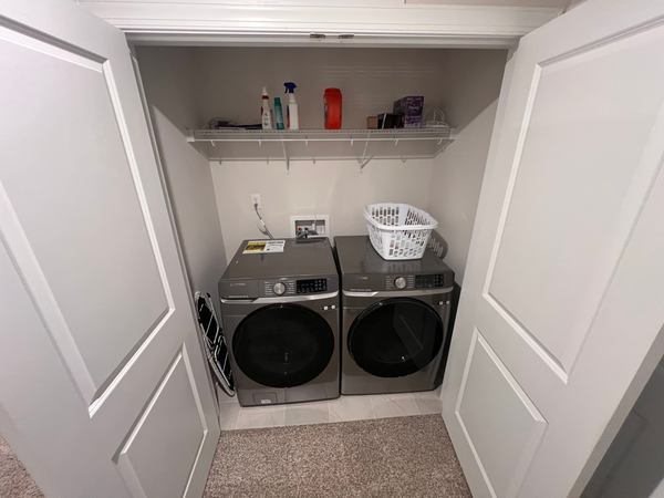 Coliving in Eagle Lake - West Charlotte, Charlotte