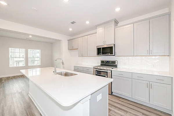 Coliving in Eagle Lake - West Charlotte, Charlotte