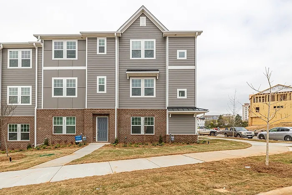 Coliving in Eagle Lake - West Charlotte, Charlotte