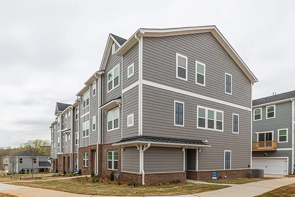 Coliving in Eagle Lake - West Charlotte, Charlotte