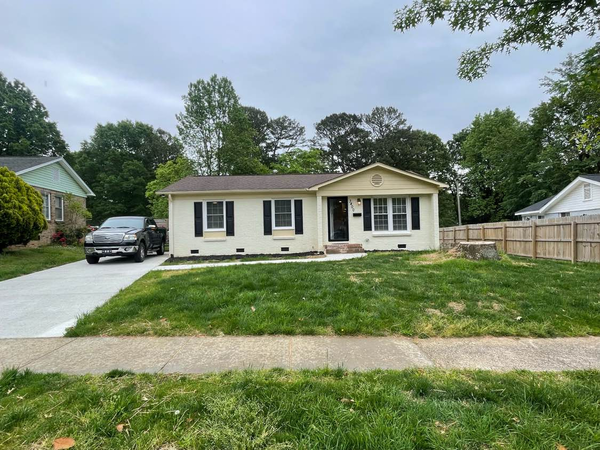 Coliving in Washington Heights CLT - North Charlotte, Charlotte