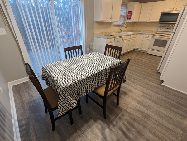 Coliving in Idlewild South - East Charlotte, Charlotte