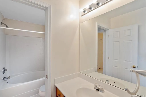 Coliving in Pineville - South Charlotte, Charlotte