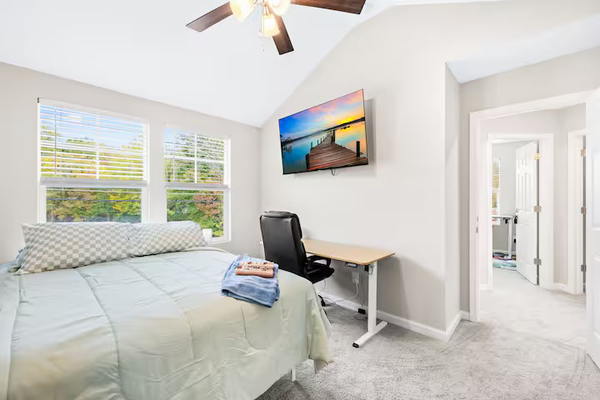 Coliving in Gastonia - West Charlotte, Charlotte