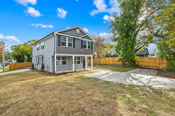 Coliving in Gastonia - West Charlotte, Charlotte