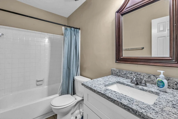 Coliving in Coulwood West - West Charlotte, Charlotte