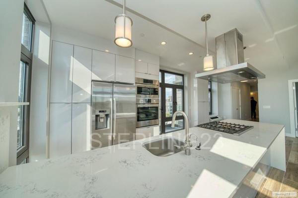 2 bedrooms apartment for rent in Astoria - Queens, New York