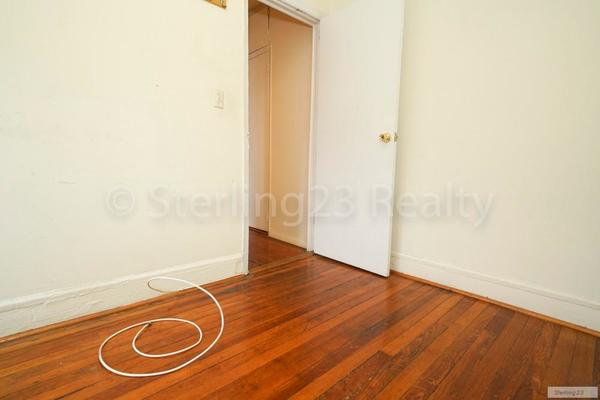3 bedrooms apartment for rent in Astoria - Queens, New York