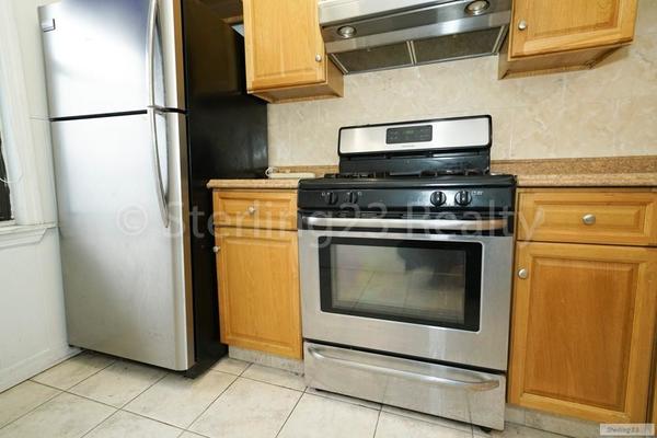 3 bedrooms apartment for rent in Astoria - Queens, New York
