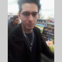 Looking for a roommate in Central Los Angeles, The Verdugos, San Fernando Valley, Westside / South Bay - Los Angeles