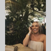 Looking for a roommate in Central Los Angeles, The Verdugos, San Fernando Valley, Westside / South Bay - Los Angeles